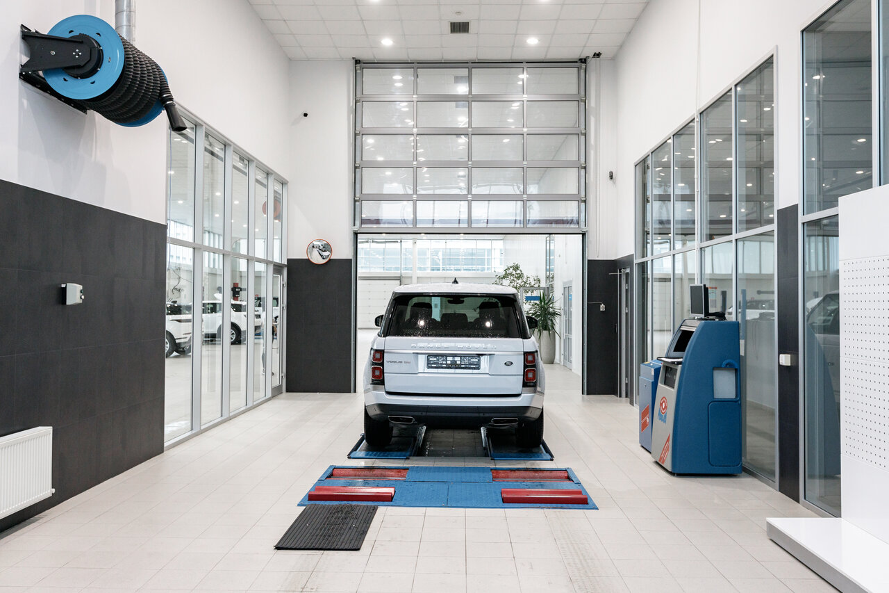 photo Jaguar Land Rover Гермес