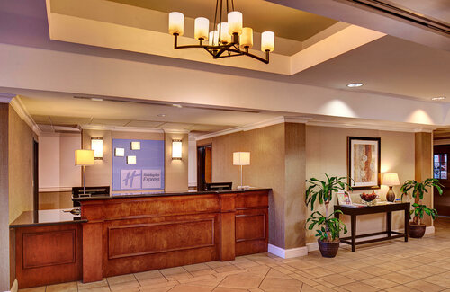 Гостиница Holiday Inn Express Hotel & Suites San Diego-Sorrento Valley, an Ihg Hotel