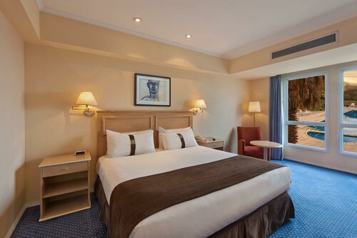 Гостиница Holiday Inn Córdoba