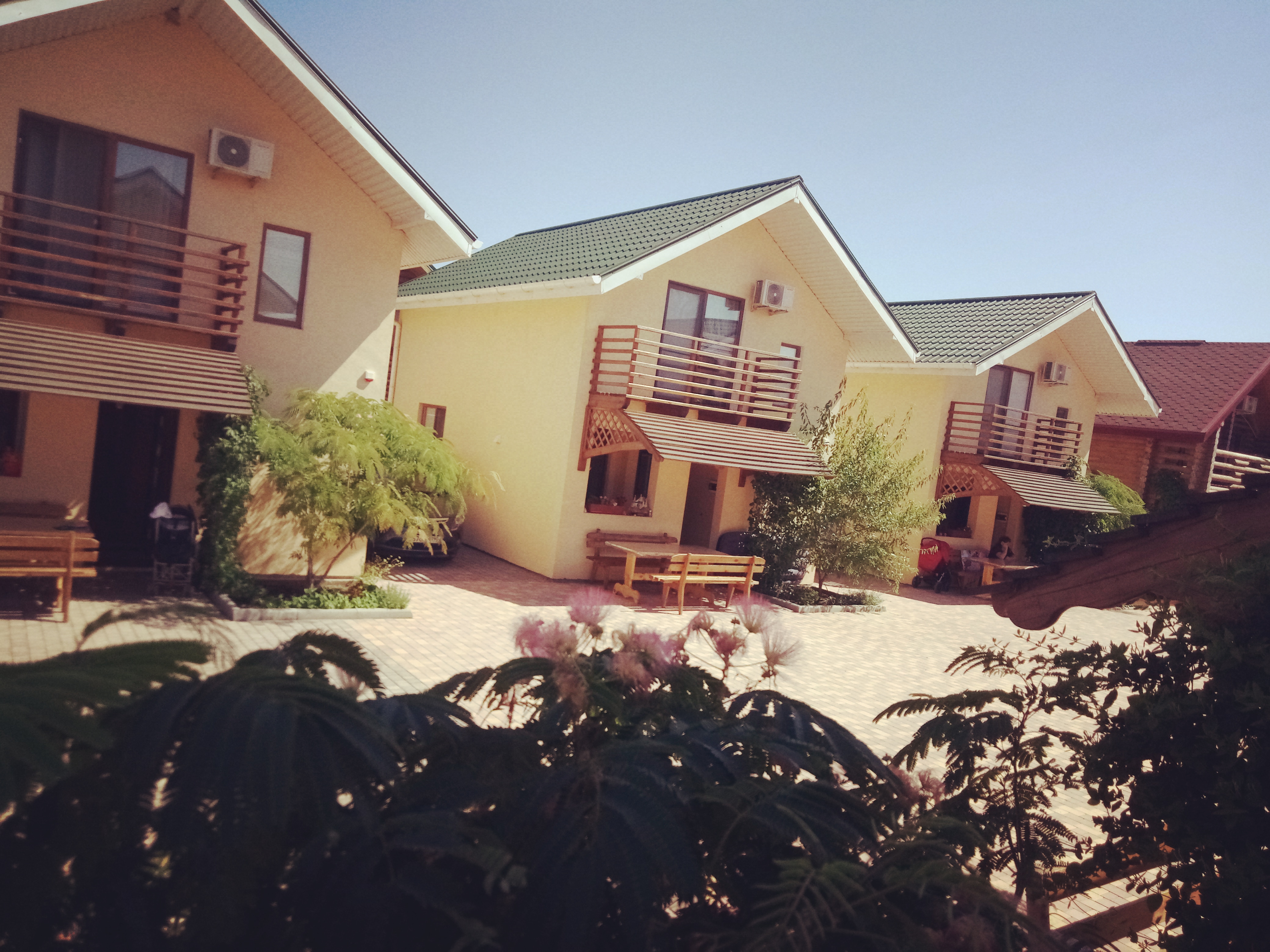 Фото Семейный дворик