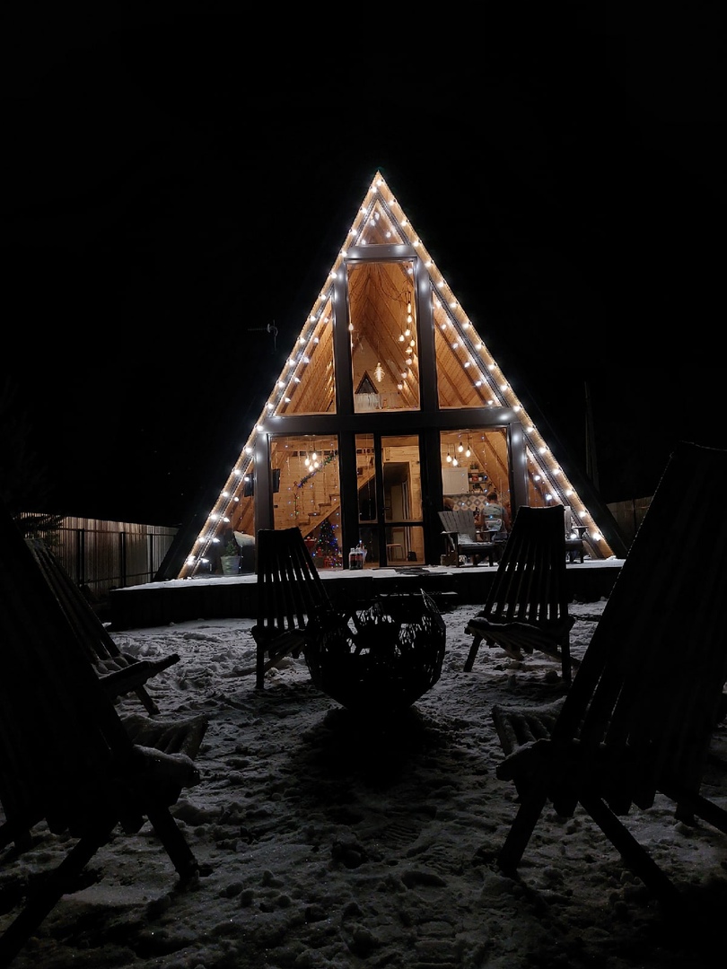 Фото Шалаш у озера