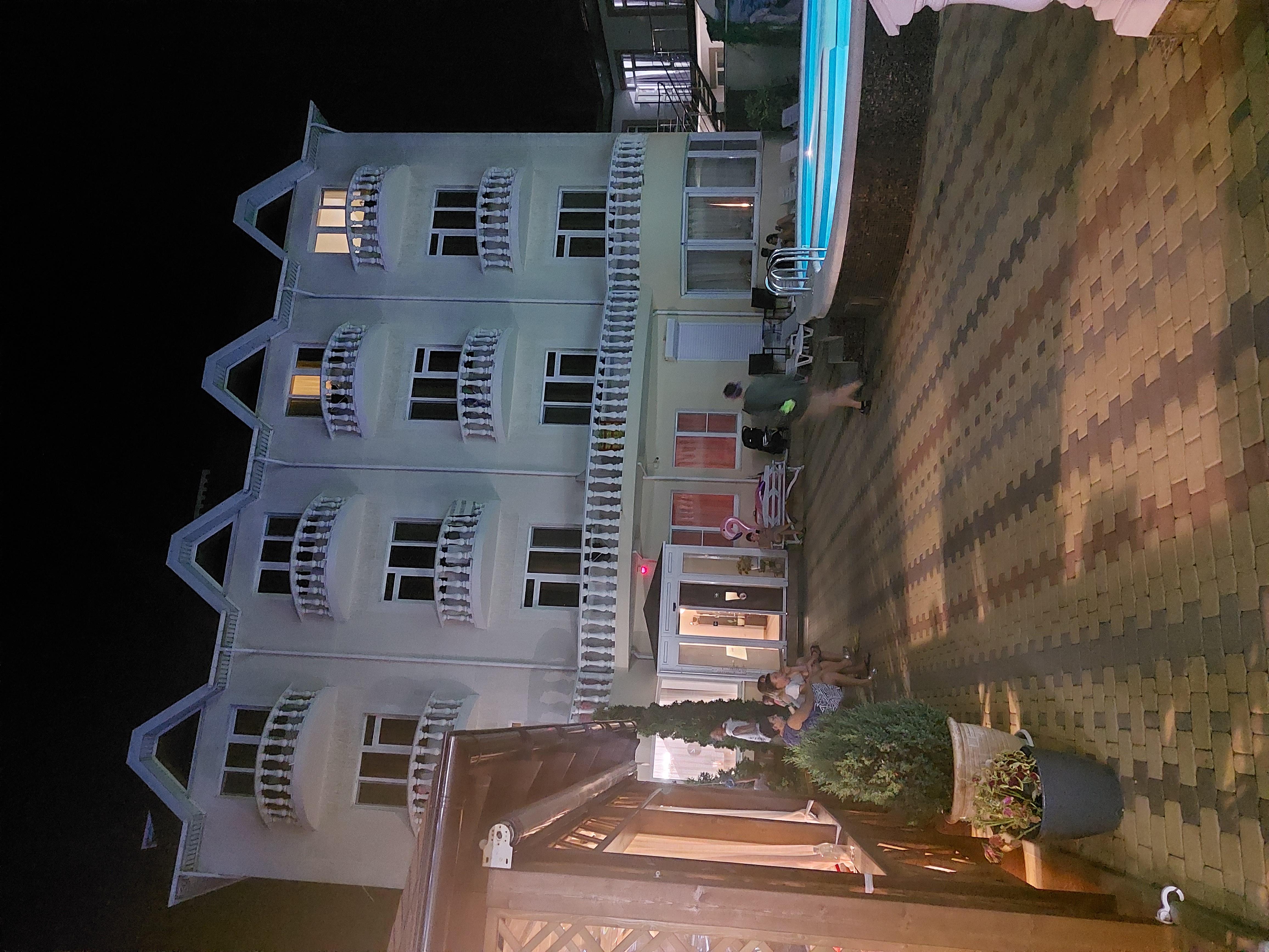 Фото Дженифер