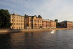Clinic of High Medical Technologies N. I. Pirogov St. Petersburg State University (Fontanka River Embankment, 154Б), hospital