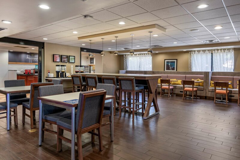 Гостиница Hampton Inn Norco-Corona-Eastvale, Ca