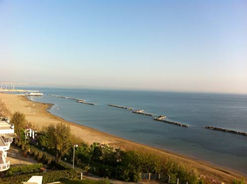 Фото Hotel Promenade