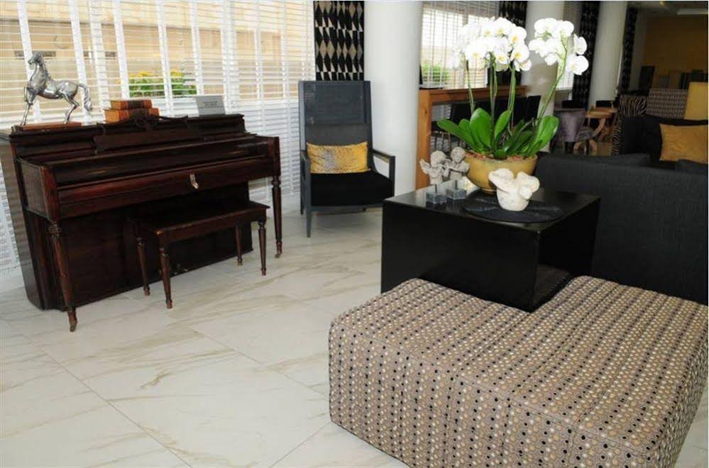 Фото Maxim Hotel