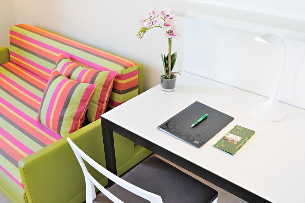 Фото Harry’s home München Moosach hotel & apartments