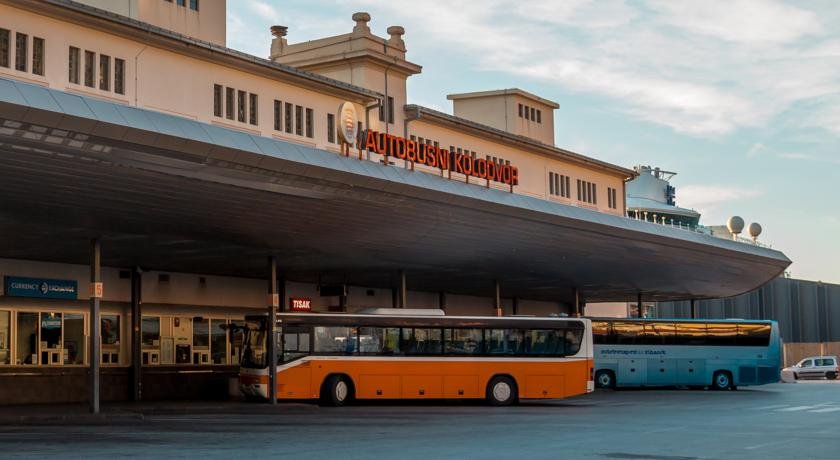 Фото отеля 2