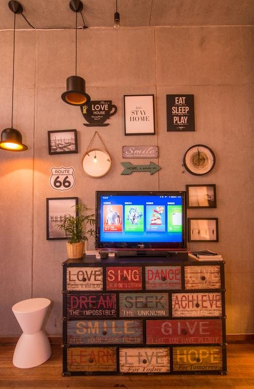 Фото Cozy Apartment Best Location 1218