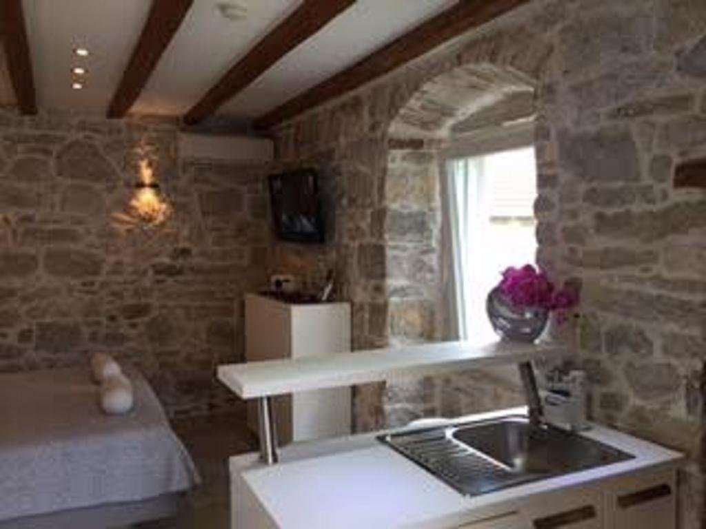 Фото Guest House Laura