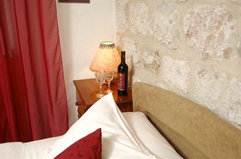 Фото Villa Sigurata, Cubranoviceva 15