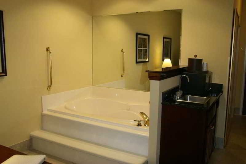 Фото Hampton Inn Danville