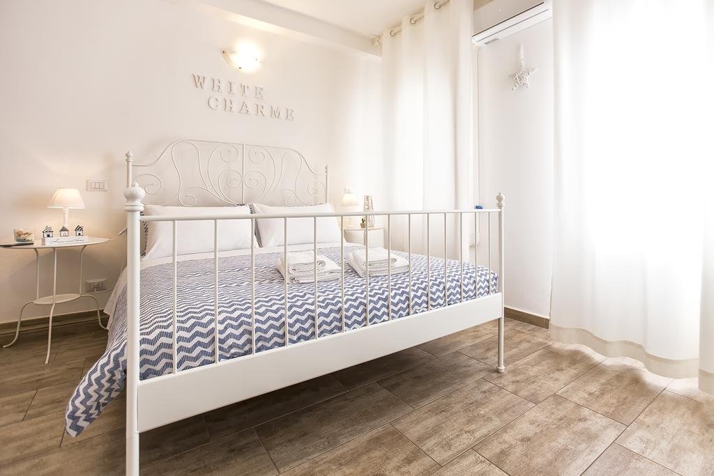 Фото White Charme