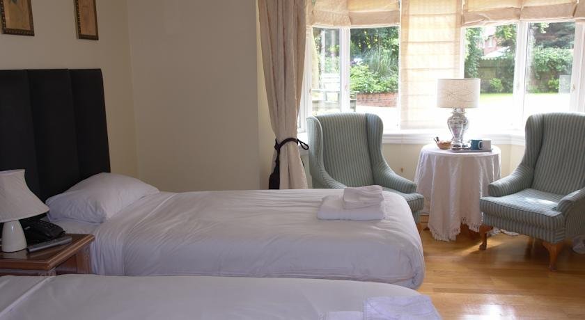 Фото Cavalier House