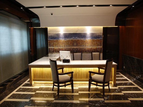 Фото Jingtai Qingchengshan