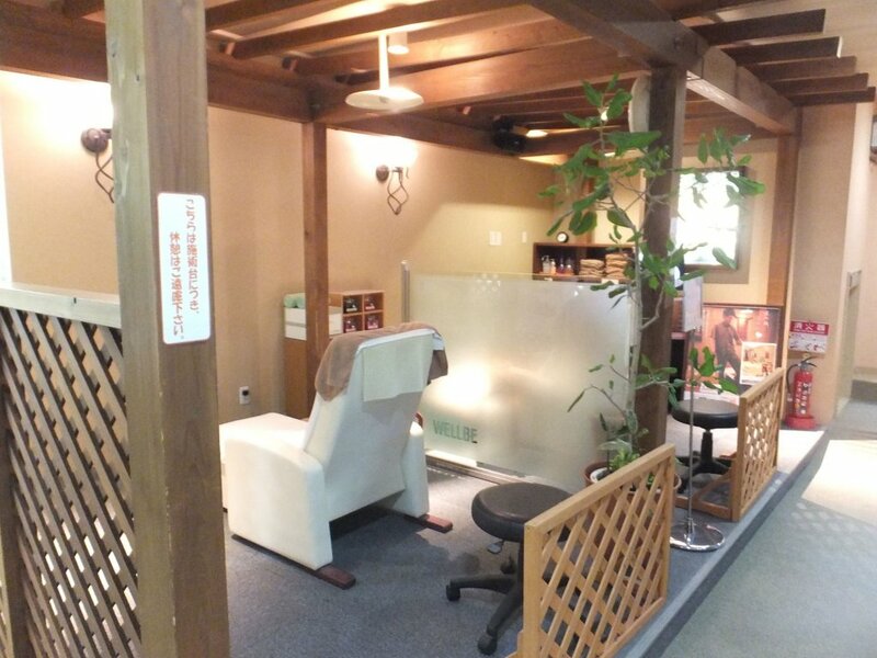 Гостиница Capsule Hotel Wellbe Sakae - Caters to Men в Нагое