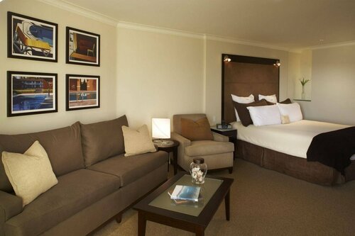 Внешний вид отеля Malibu Beach Inn в Малибу, фото 5