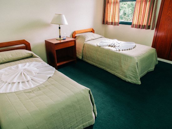 Фото Plaza Inn Week Inn