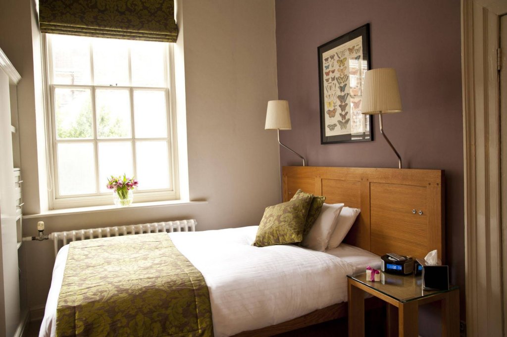 Фото Pelham House