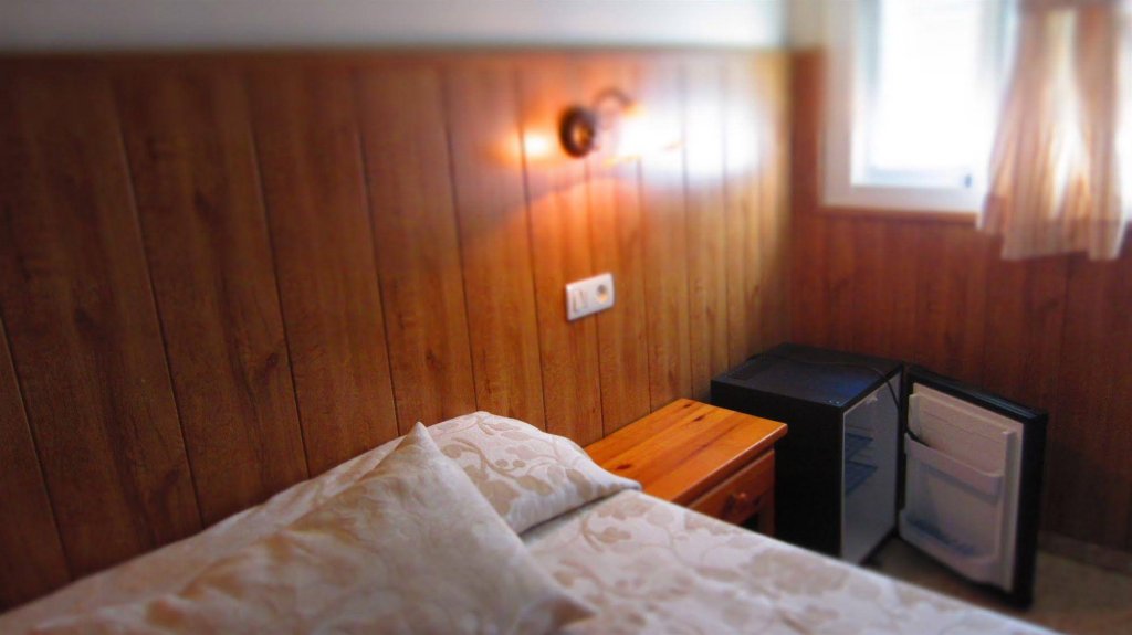 Фото Hostal Patio Andaluz