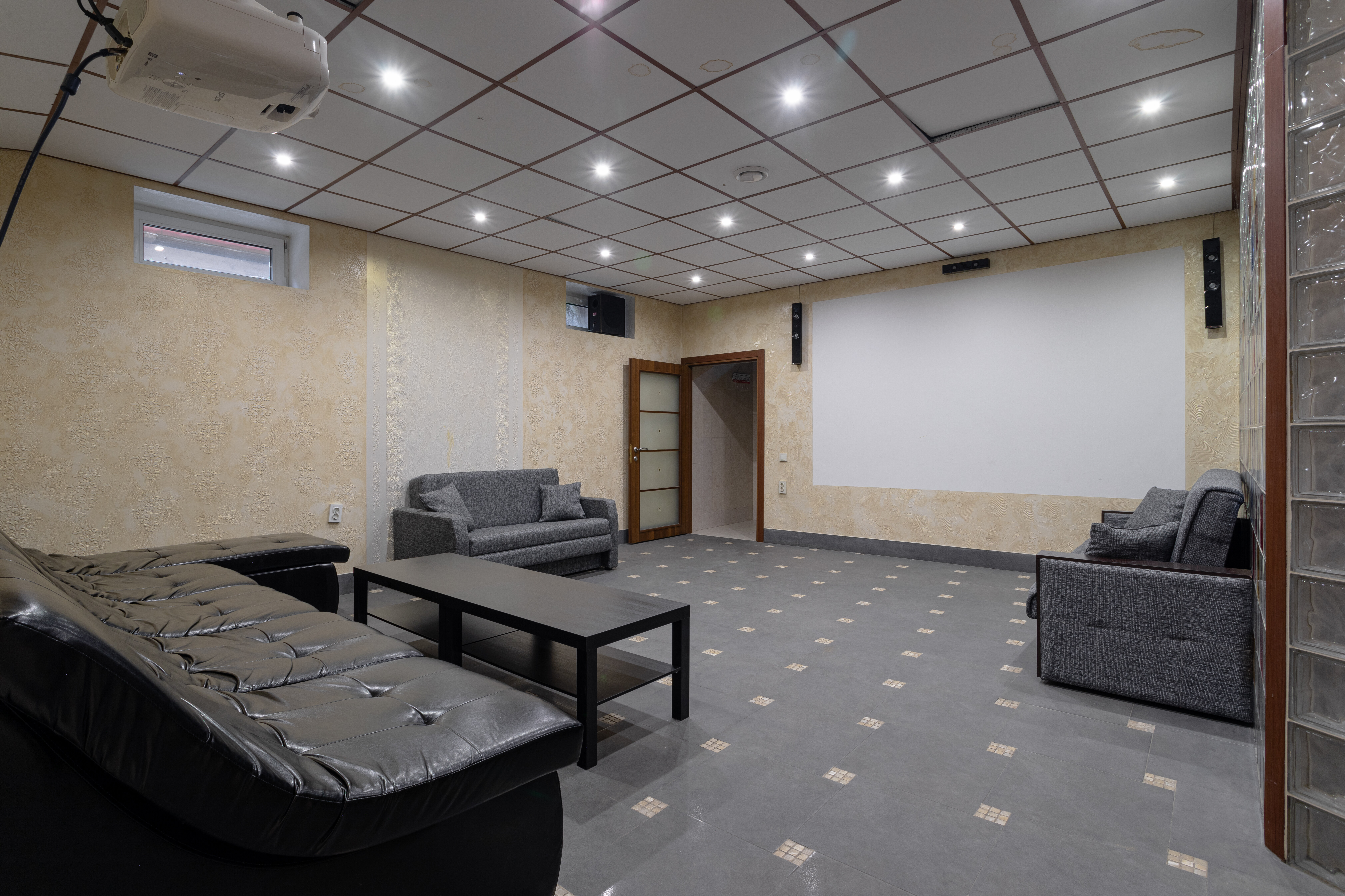 Фото Особняк в ЛУНЁВО