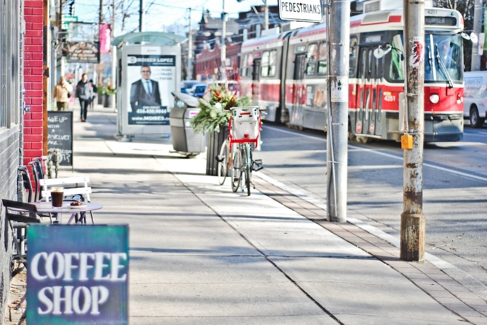 Фото Applewood Suites - West Queen West Loft