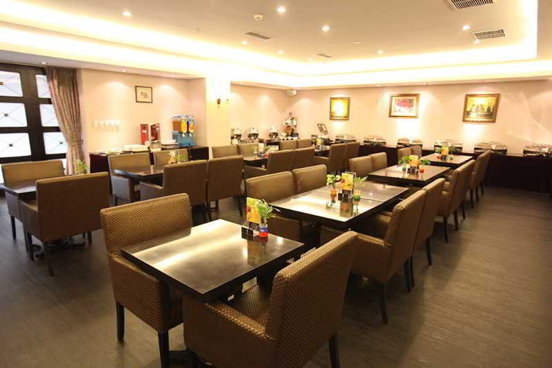 Фото Yashidu Suites Hotel