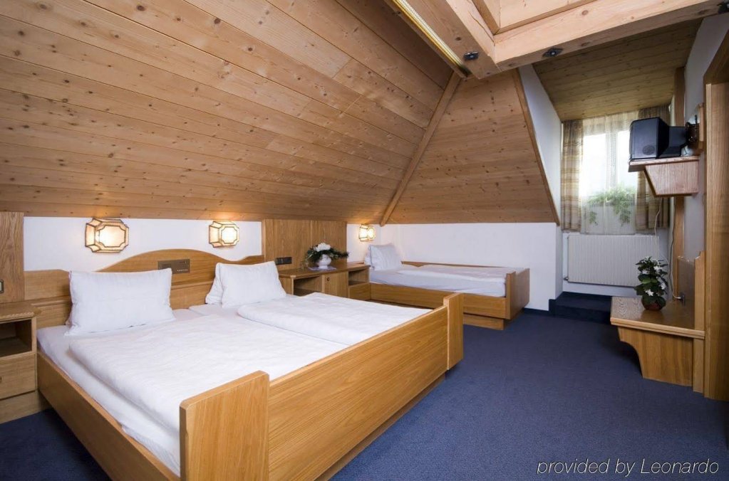 Фото Hotel Altpradl