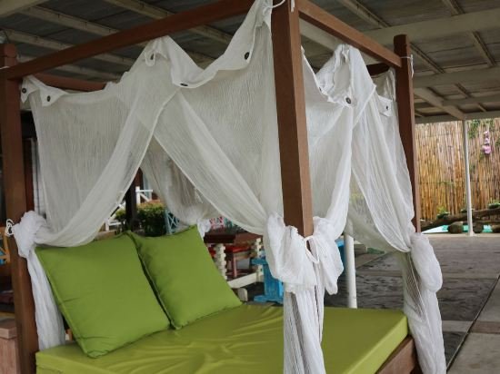 Фото Joaquin's Bed and Breakfast