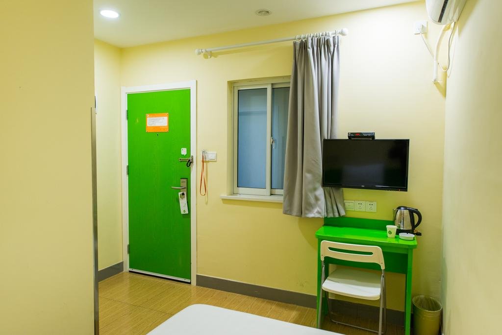 Фото Hi Inn Liangpin Shanghai Linping Road