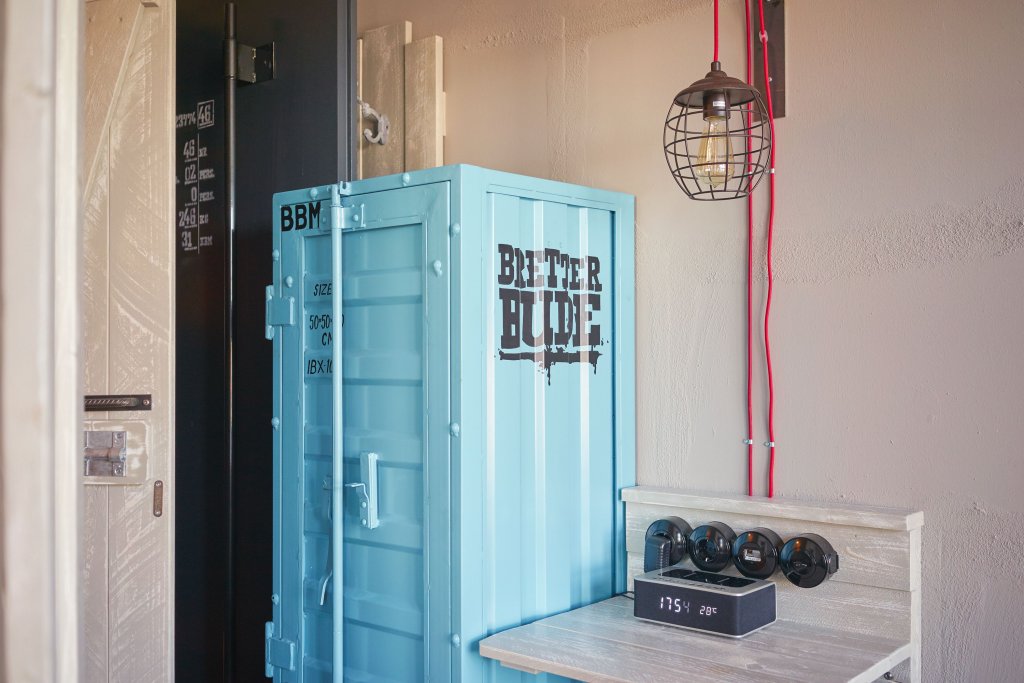 Фото Bretterbude