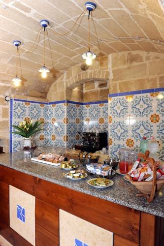 Фото Hotel L'Uomo e il Mare