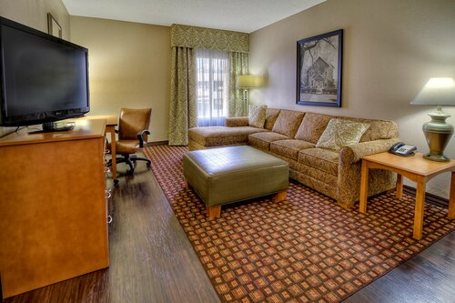 Гостиница Hampton Inn & Suites Nashville-Vanderbilt-Elliston Place в Нашвилле