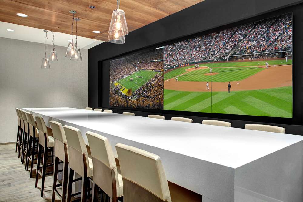 Фото Hampton Inn & Suites Richmond - Downtown