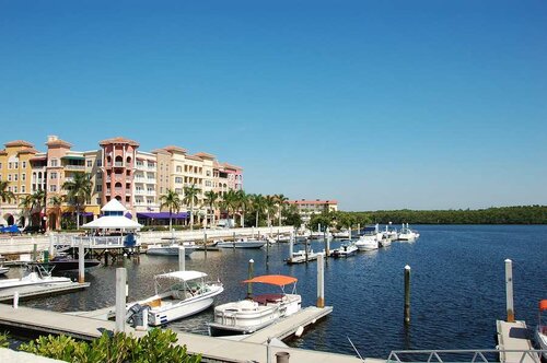 Гостиница Hampton Inn Naples Central в Нейплсе