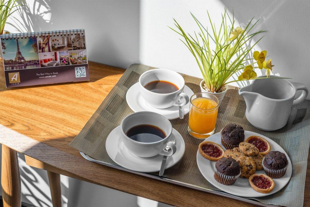 Фото Hotel George