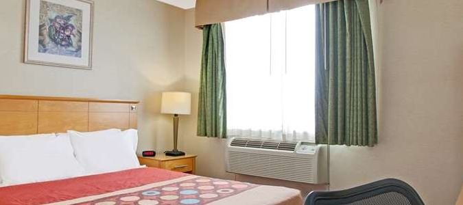 Фото Knights Inn Jamaica