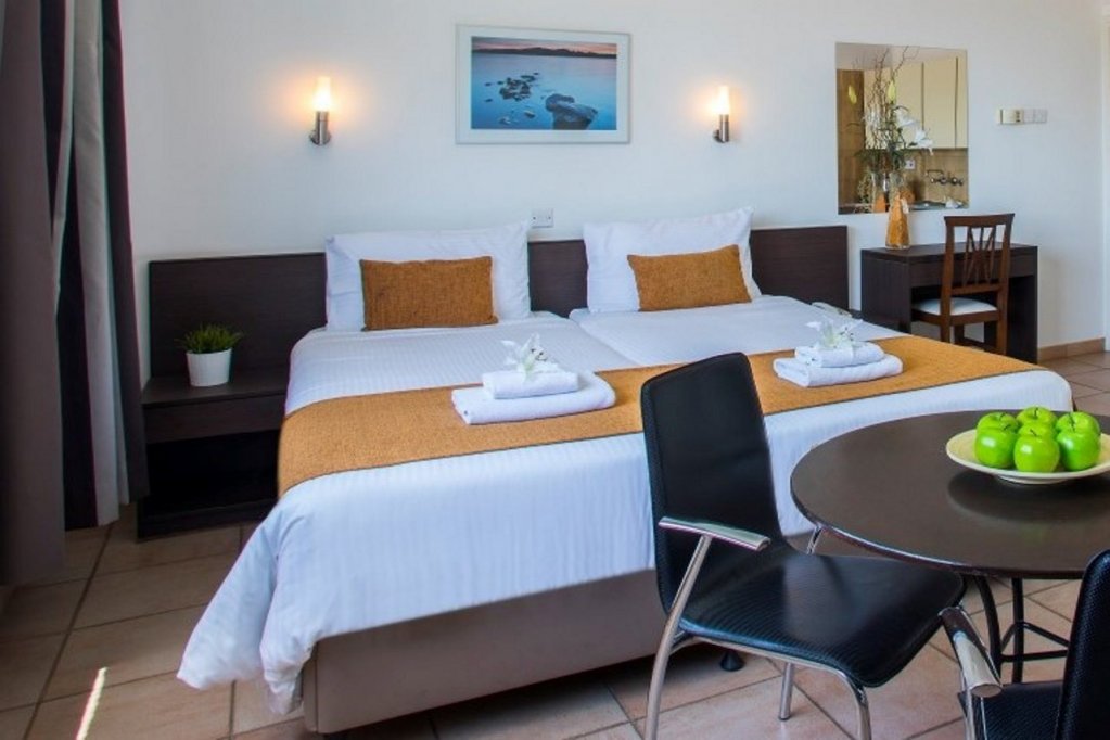 Фото Costantiana Beach Apartments