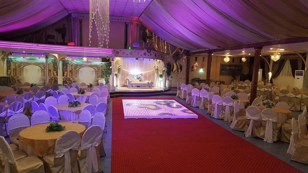 Фото High Way Hotel