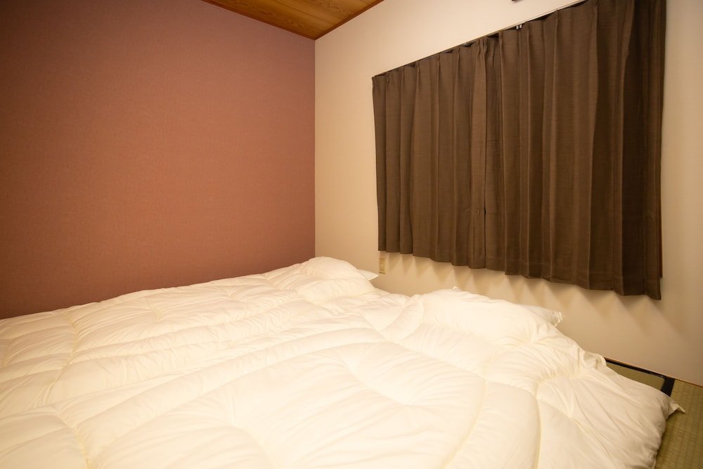 Фото Kagurazaka Retro Bar & Hotel