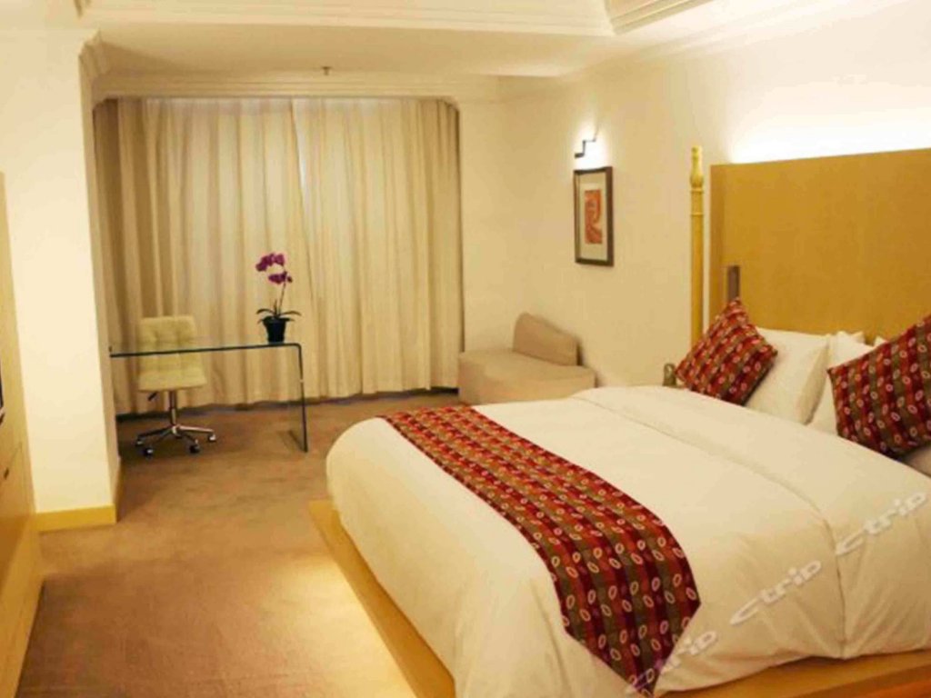 Фото Grand Mercure Urumqi Hualing