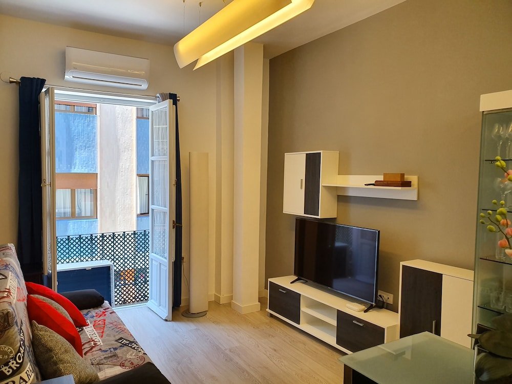 Фото Toc Hostel Granada