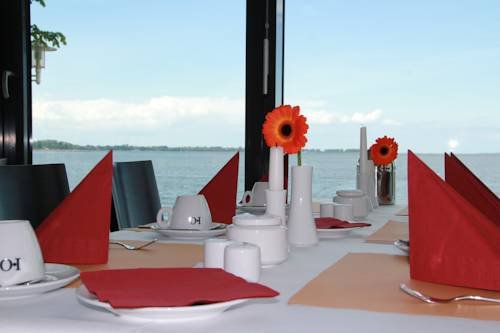 Фото Hotel Hafenresidenz Stralsund