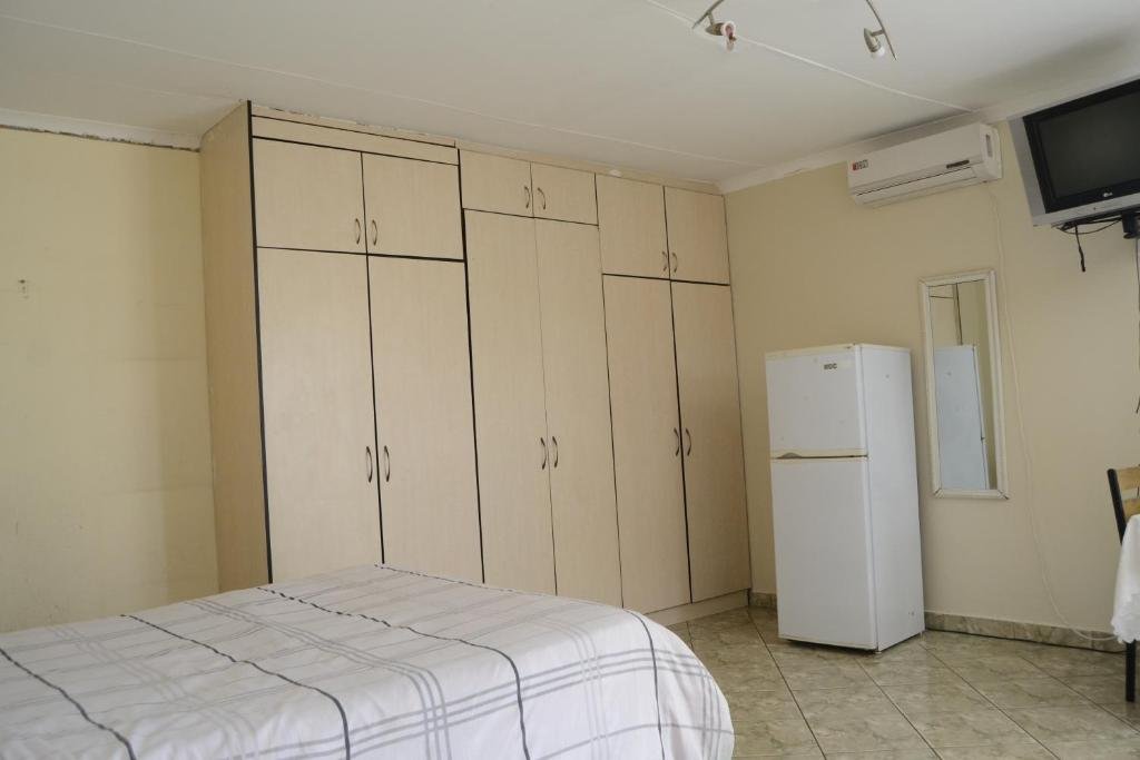 Фото Отель Sharon Rose