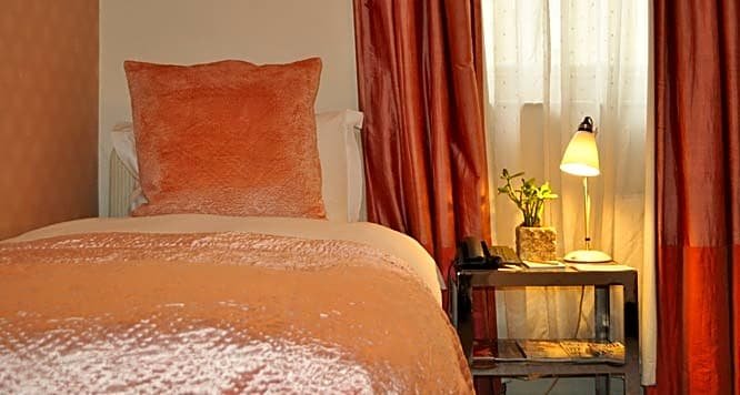 Фото Sonder Chelsea Green