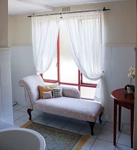 Фото Riversong Guest House