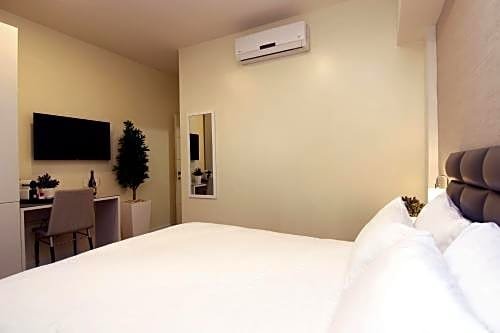 Фото Idelson Hotel