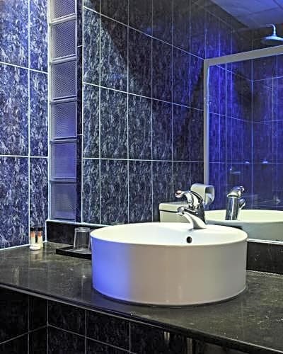 Фото The Orchard Cebu Hotel & Suites