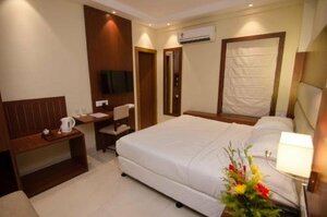 Hotel Aura (State of West Bengal, Kolkata), hotel