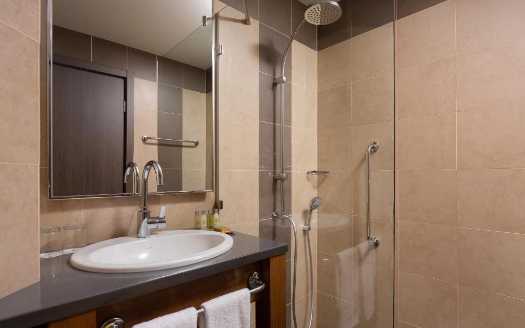 Фото DoubleTree by Hilton